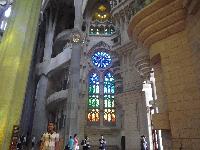 SagradaFamilia-Basilica-2013-06-19-v.jpg
