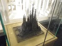 SagradaFamilia-Museum-2013-06-19-i.jpg