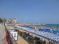 Sitges-Beach-2013-06-27-b.jpg