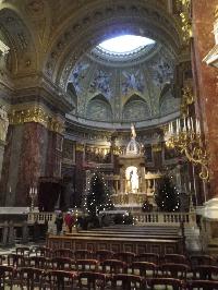Budapest-StStephensBasilica-2016-01-21-h.jpg