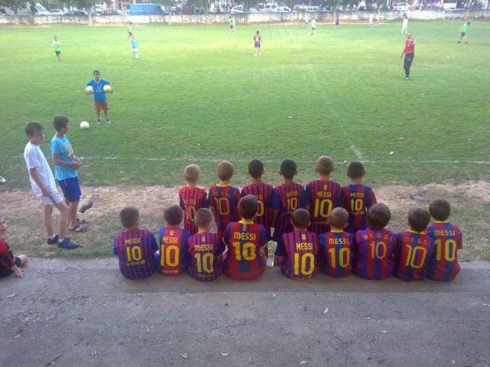 All players wearing Messi jerseys